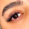 منشی قسمت اکستنشن مژه
