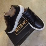 کفش چرم Bershka سایز 41