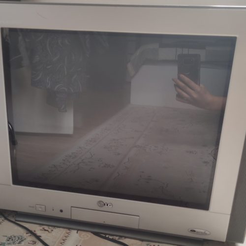 تلویزیون کاملا سالم قیمت توافقی