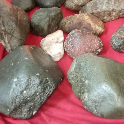 شهاب سنگ و سنگهای قیمتی نادر