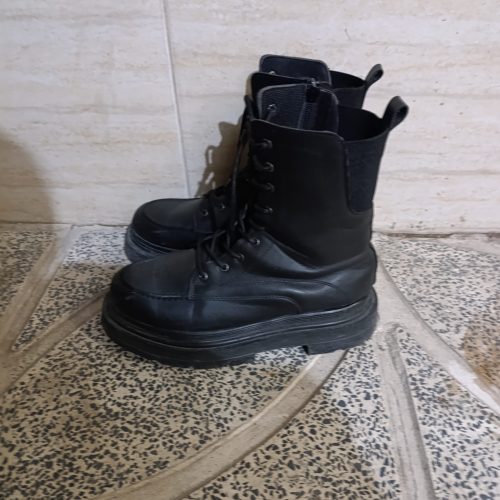 بوت دخترانه