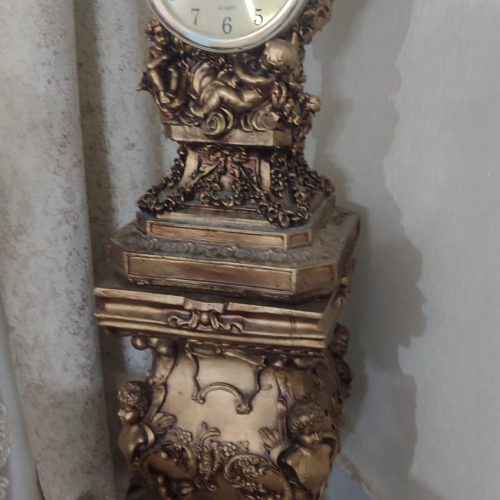 ساعت ایستاده سالم