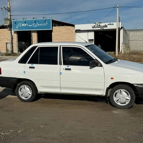 پراید مدل 90 یک لکه رنگ بدنه درجه یک