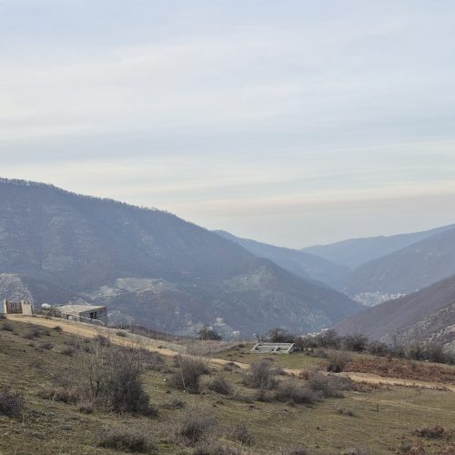 زمین روستای زیارت جاده آبشار منطقه البیسی