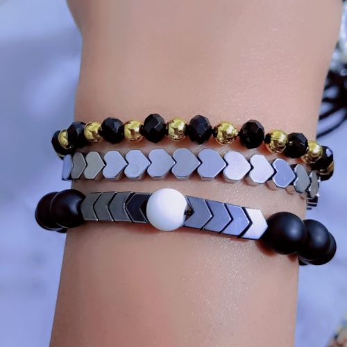 فروش انواع کمربند دستبند گردنبد وتل با طرح و رنگ دلخواه