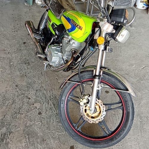 *موتور سیکلت همتاز