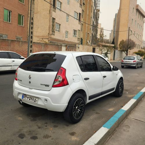 ساندرو دنده ای