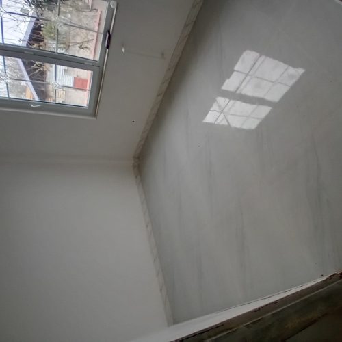 خدمات کاشی کاری و سنگ کاری