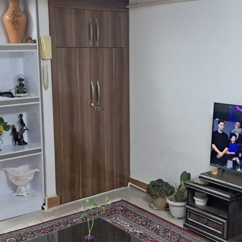 اجاره روزانه و هفتگی سوییت مبله و شیک برخیابان اصلی