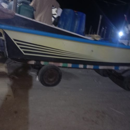 قایق 85باتشت23باتمام وسایل بندرچارک
