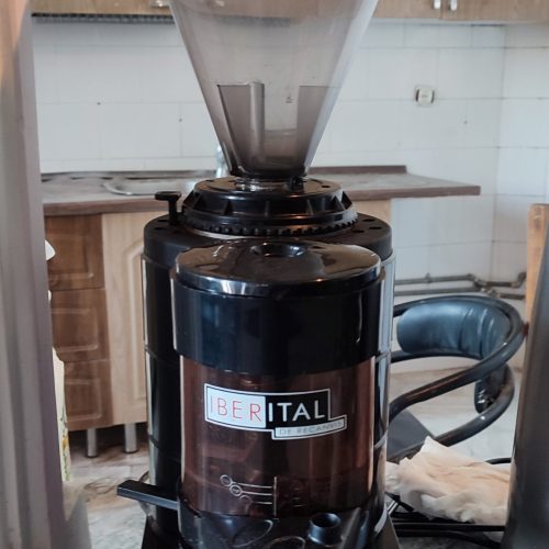 دستگاه اسپرسو ساز کافه