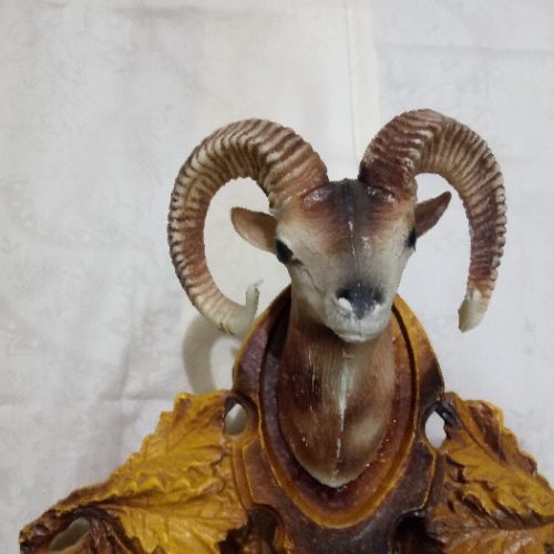 ساعت دیواری مدل بز کوهی