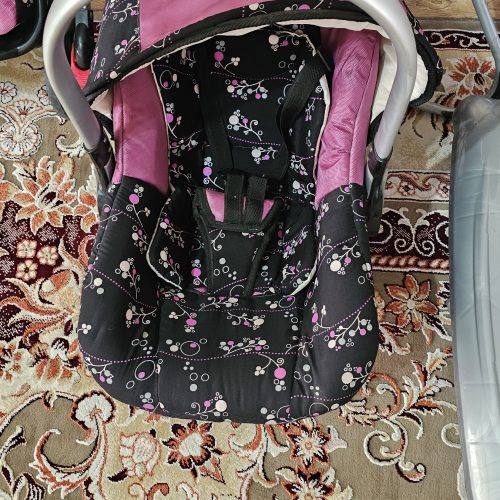 کالسکه و لوازم جانبی درحد نو