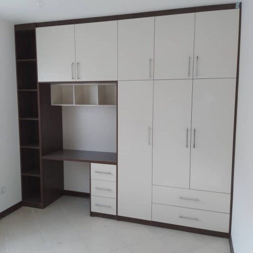 کابینت و کمددیواری و دیوارکوب