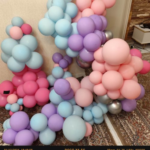 تم بادکنک تولد