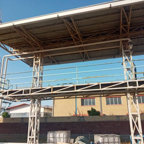 یک سایت تخلیه و بارگیری مواد شیمیایی به صورت انبار مواد