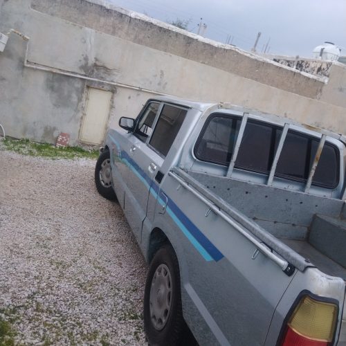 فقط به عنوان ماشین سواری ازش استفاده شده و بدون هیچ رنگی موتور هم تمیز