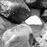 شهاب سنگ و سنگهای قیمتی زیبا ونادر