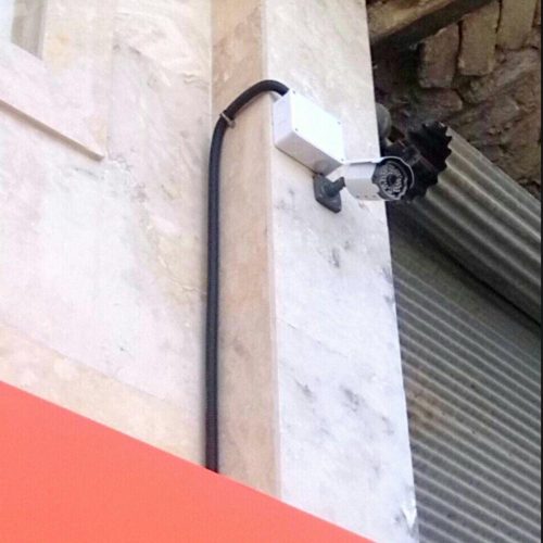 تکنسین و نصاب دوربین مدار بسته و دزدگیر اعلان سرقت