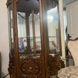 بوفه در حد نو تمام چوب اصل