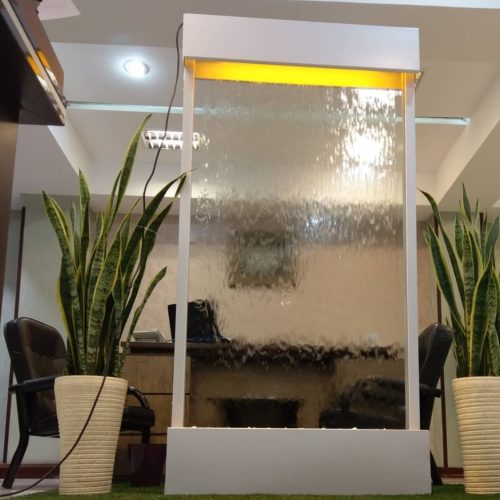 آبنما شیشه ای