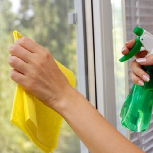 نظافت منزل وراه پله تمیزکاری شیشه میزدرب وغیره