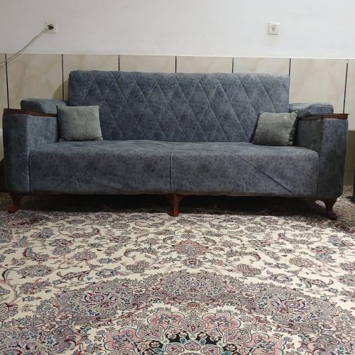 به علت جابه‌جایی به فروش میرسد