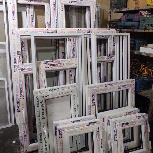 ساخت انواع درب و پنجره های UPVC