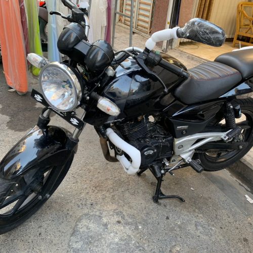 موتور پالس200