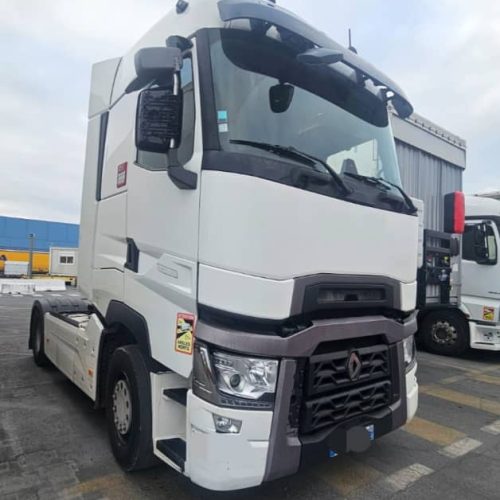 واردات انواع کشنده و اتوبوس