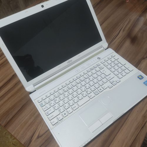 لپ تاپ فوجیتسو ژاپن اصلی