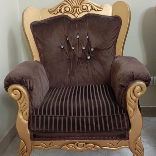 مبلمان 8نفره متوسط باقیمت خوب