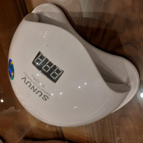 دستگاه یو وی