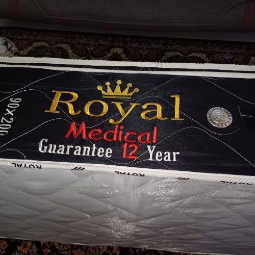 مارک تشک  رویال طبی می باشد