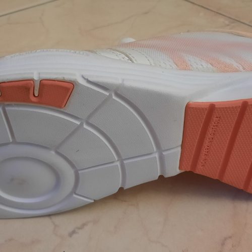 کتونی ریباک