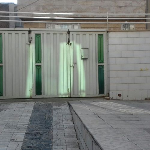 درب پارکینگی سه لنگه