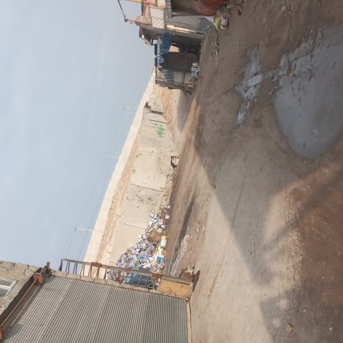 زمین حصارشده برای کارگاه وسلوله