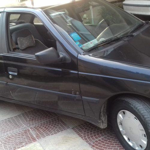یک دستگاه پژو405 مشکی متالیک مدل 1380