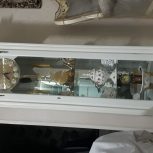 ساعت و بوفه