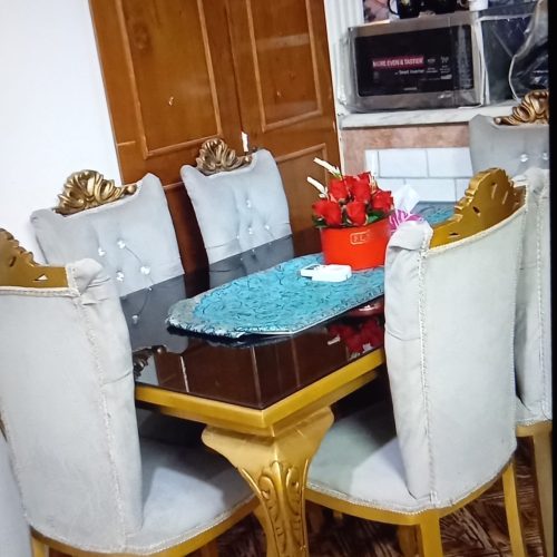 میزناهارخوری 6نفره تمیز و سالم