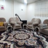 مبل سالم و نو همراه با عسلی ها