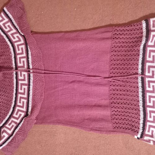 تعدادی مانتو و شومیز