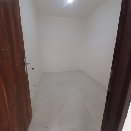 آپارتمان 80 متری دوخانه نوساز