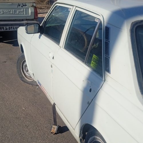 پیکان فروشی مدل 1383تصادف کردم ودادم صافکاری شده رنگ شد ولی موتورش زمینه میخوام همین طوری بفروشم سندش امدست به قیمت اورقی میفروشم