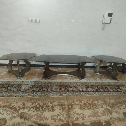 لوستر و میز