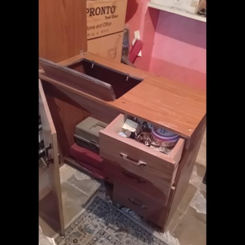 میز و چرخ خیاطی PFAFF 1118