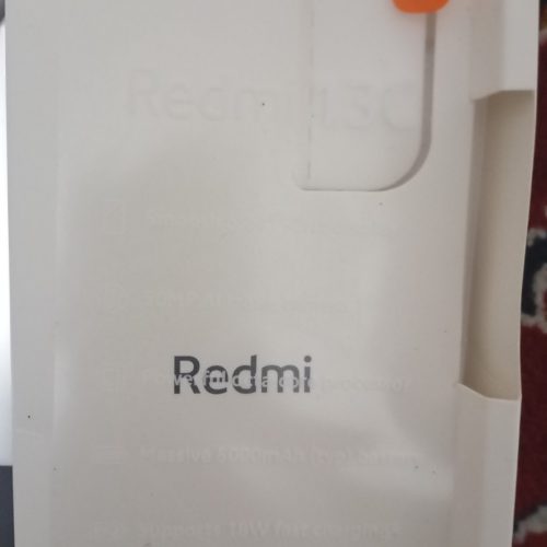 گوشی بسیار تمیز بدون کوچکترین خش و مشکل دارای ضمانت Redmi 13C