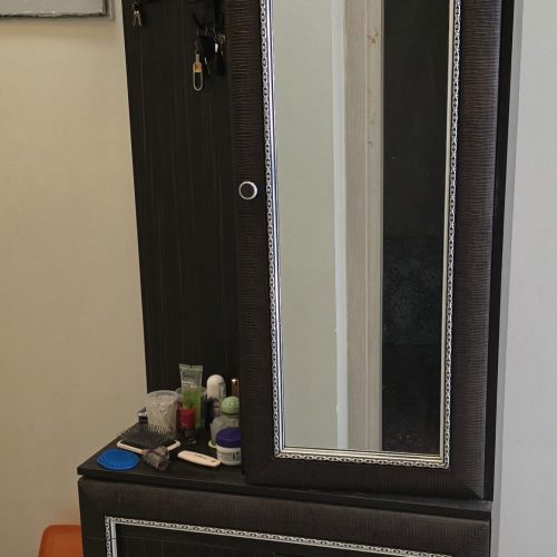 جاکفشی جادار آینه دار