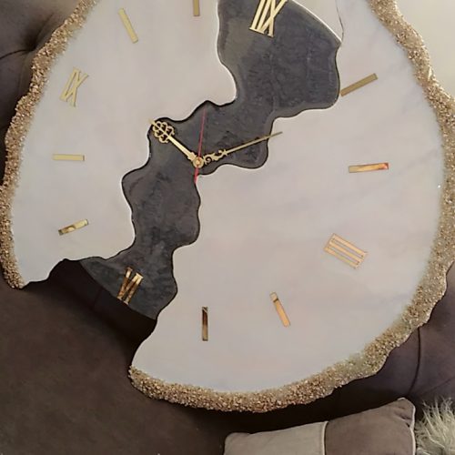 ساعت دیواری