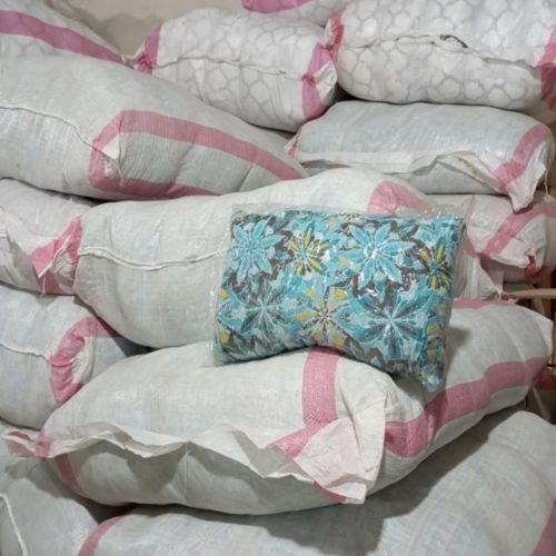 بالشت و تشک الیافی کیفیت حراجستون